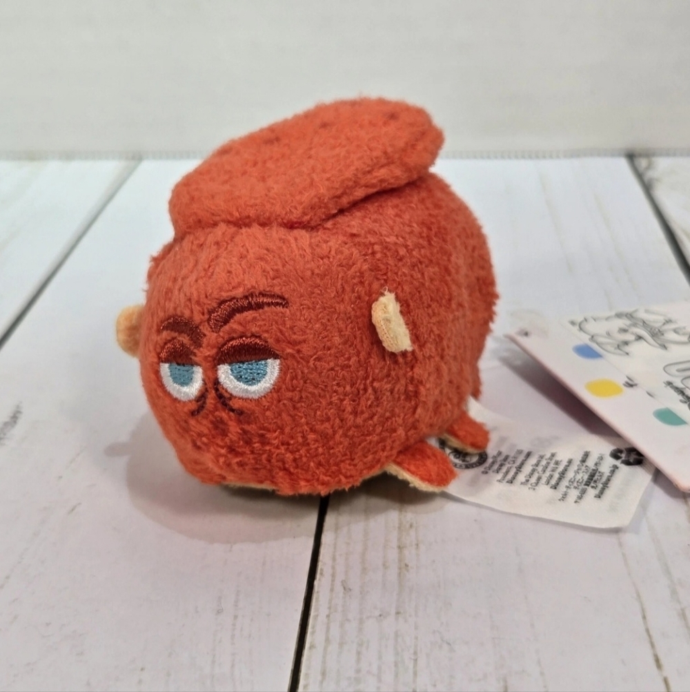 Disney Tsum Tsum Mini Finding Dory Hank 3.5" Plush Imperfect Tag